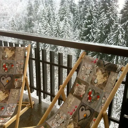 Blanche Neige 1 *